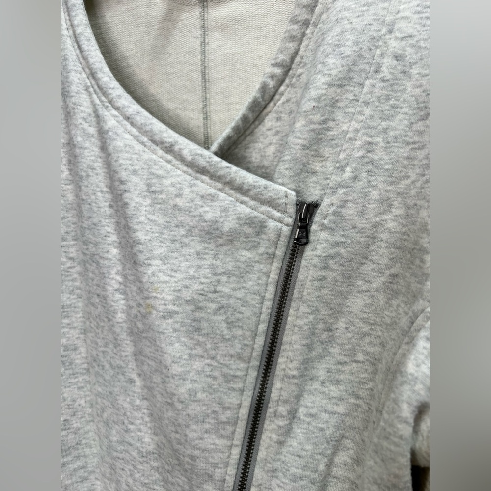Under Armor Light Jacket - Picture 6 of 9